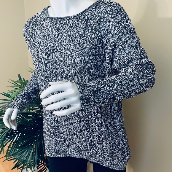 Eddie Bauer White Black Peek-a-boo Relaxed Sweater - Picture 2 of 7